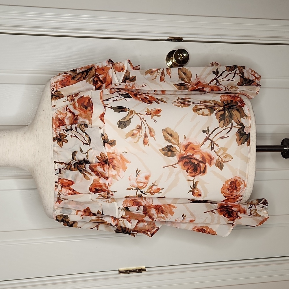 White House Black Market Floral Print Off the Shoulder Blouse Size S